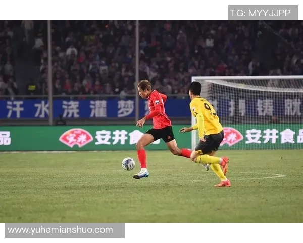 武汉超级球星足球赛精彩回顾 球场上的激情与荣耀再现