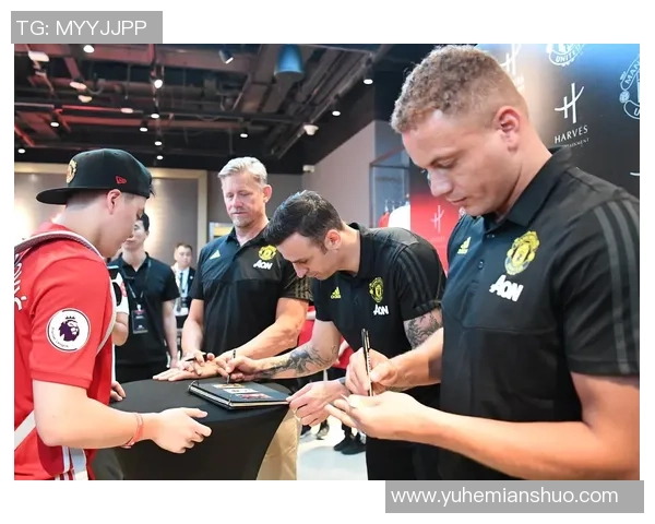 足球球星专属挂件彰显个性魅力点亮球迷日常生活